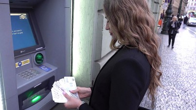 I Withdrew Cash From ATM For Her And Then Fucked Her